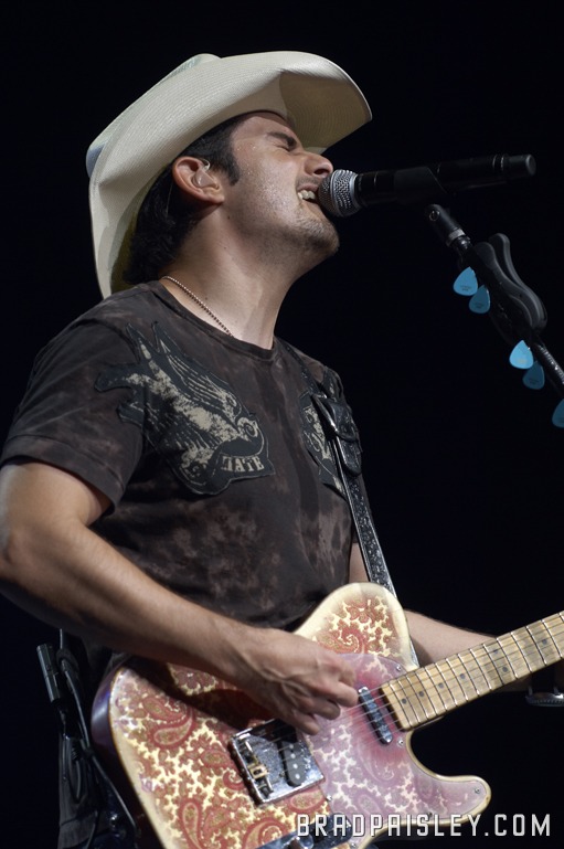 Brad Paisley | Music